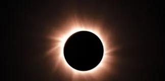 Celestial Event: Total Solar Eclipse Captivates Millions Across North America Celestial Event: Total Solar Eclipse Enthralls Millions Across North America