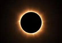 The Science and Spectacle of Solar Eclipses: Understanding the Celestial Phenomenon The Science and Spectacle of Solar Eclipses: Understanding the Celestial Phenomenon