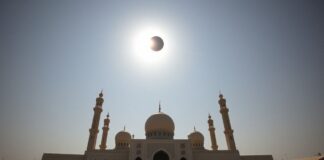 How the Solar Eclipse Altered Prayer Times in Jeddah The solar eclipse changed the prayer times in Jeddah.